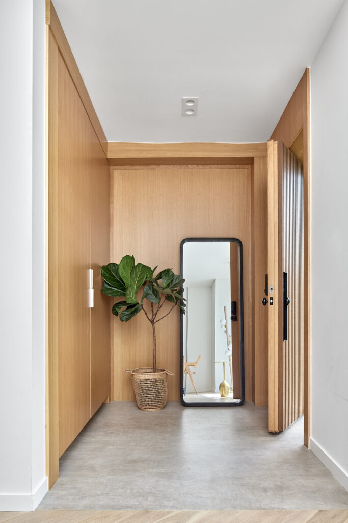 Entry 2T4A4354 Residential